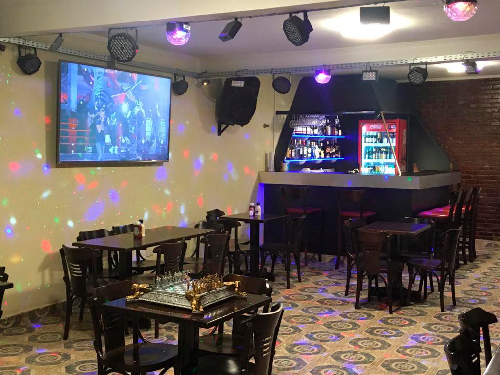 Show bar